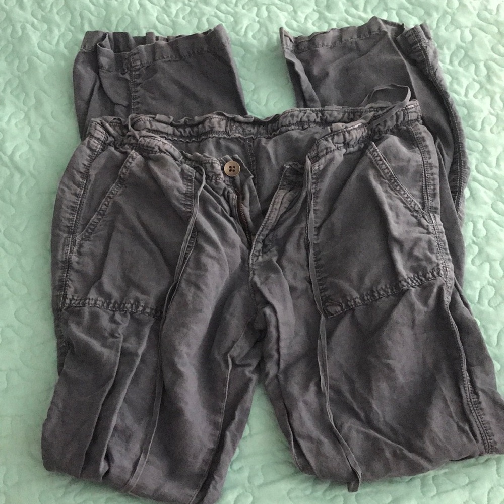 AE cargo pants
